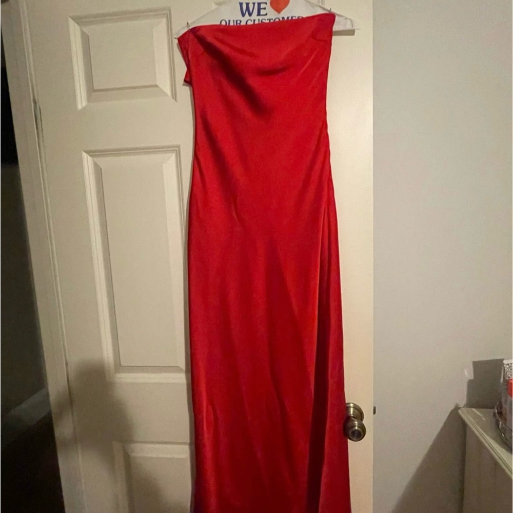 Beginning Boutique Cassander Red Strapless Maxi Dress Sz 4 EUC LIKE NEW!! - Picture 9 of 9